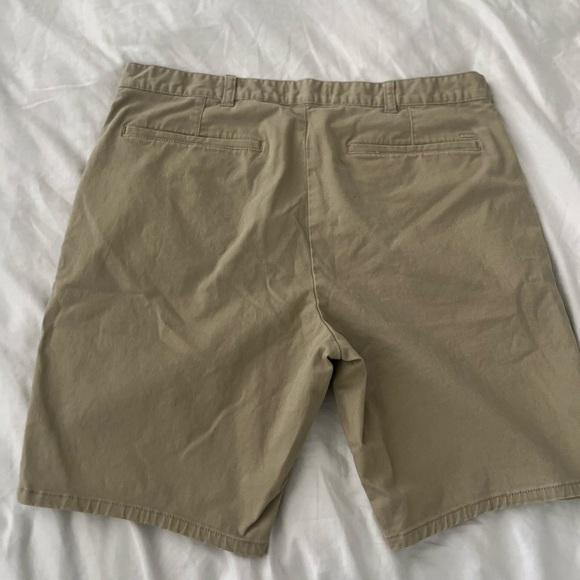 PacSun Tan Flat Front Shorts Casual Style - Picture 3 of 5